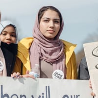 Allison Zaucha Documents “March of Our Lives” for Cosmopolitan